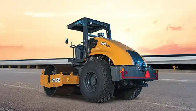 CASE 1107 NX Compactor