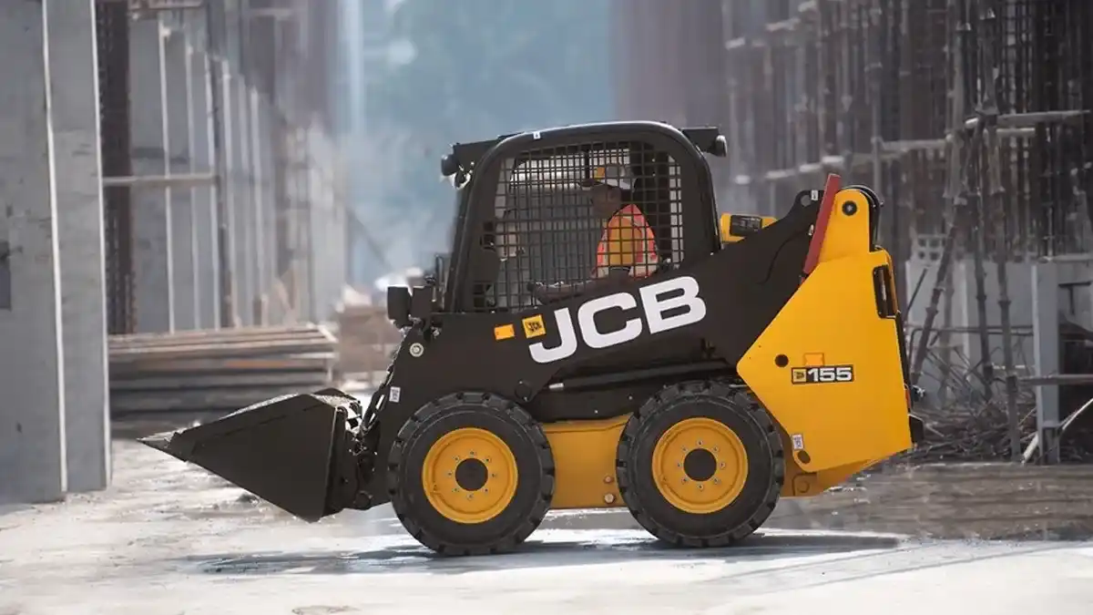 JCB 155