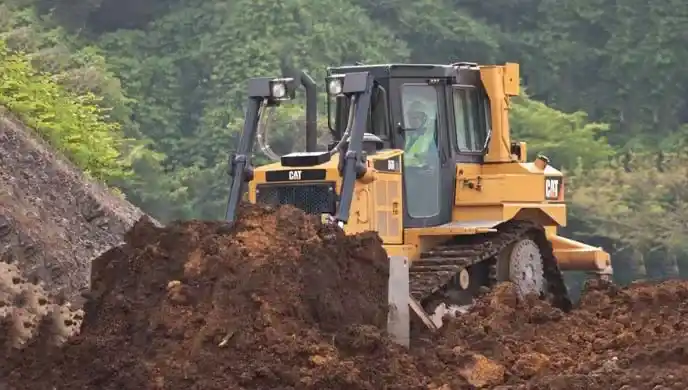 CAT D6R