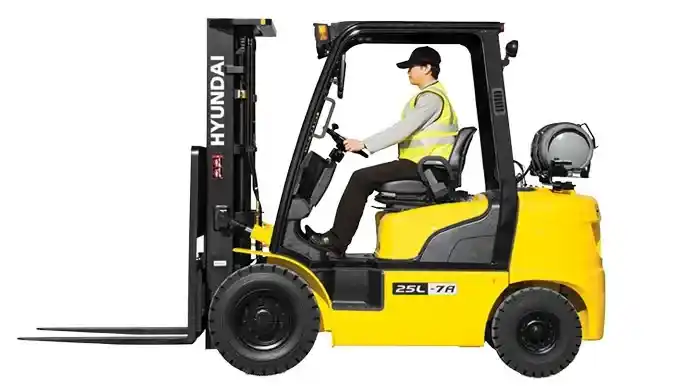 HYUNDAI 25L-7A Forklift Truck