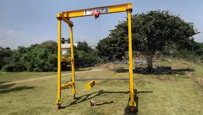 POOJA CRANES LMC Crane