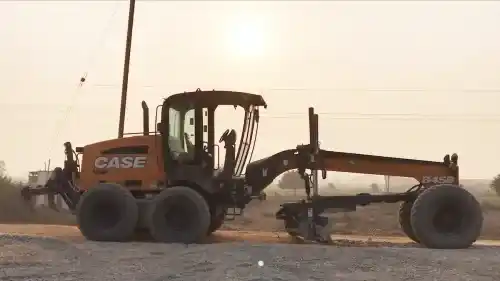 CASE 845B