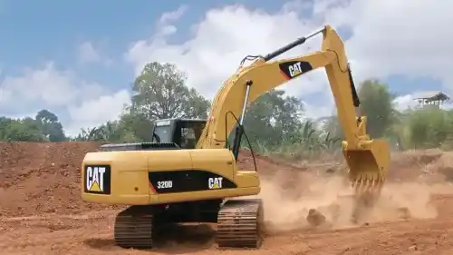 CAT 320D