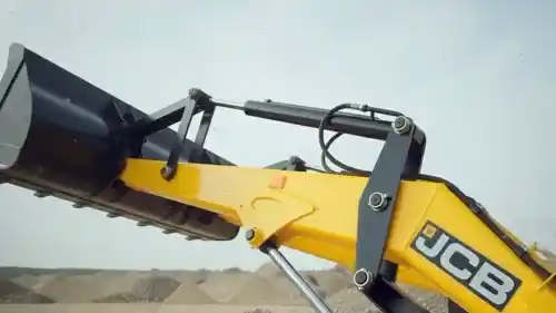 JCB 4DX