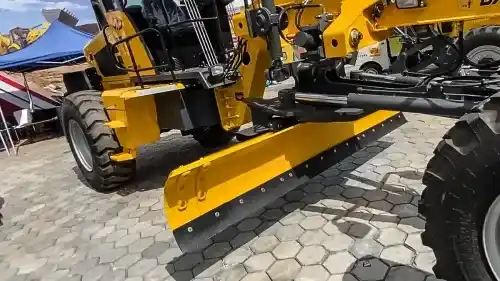 Mahindra G75 Smart