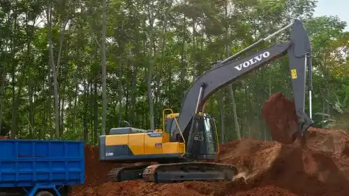 Volvo EC200D