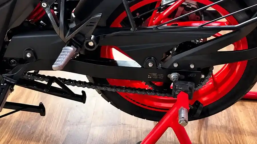 TVS Apache RTR 200 4V