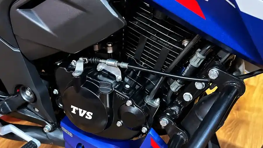 TVS Apache RTR 200 4V